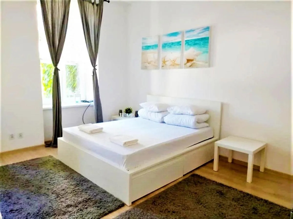 Bright Josefa Apartments For Two Krakow